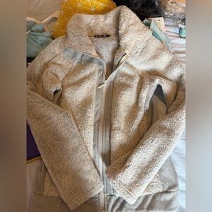 The North Face Women's Plush Fleece Jacket in Light Beige